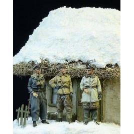 Waffen SS Officers, Winter 1943-1945 - D-Day Miniature 72003